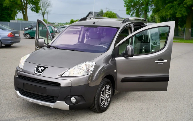 Peugeot Partner cena 23900 przebieg: 178123, rok produkcji 2009 z Bieżuń małe 781